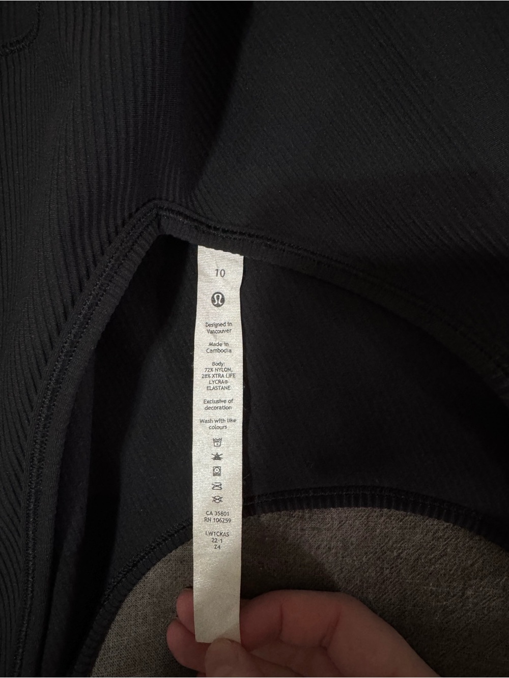 Lululemon Ribbed Pivot Tank - Picture 3 of 3